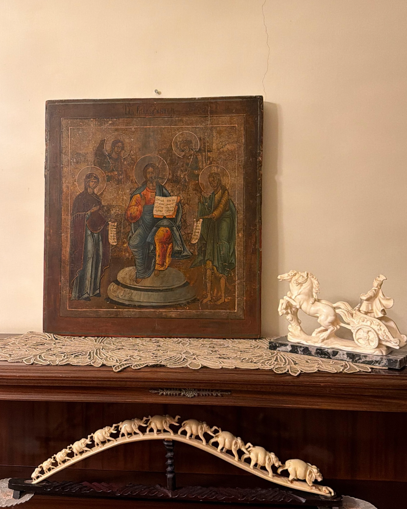Living Gallery image